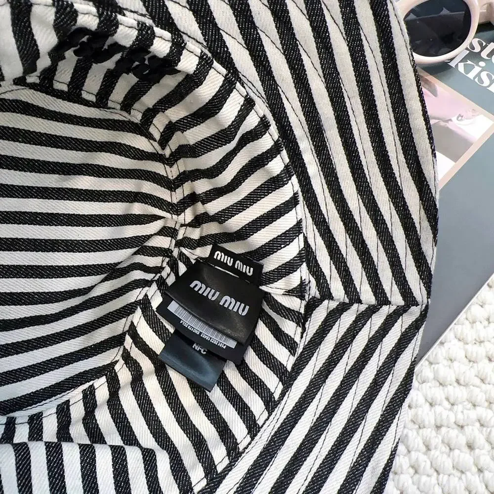 Miu Miu miu classic